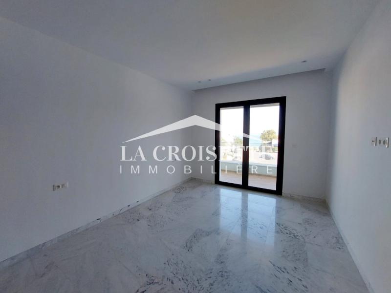 Appartement S+3 vue sur mer à La Marsa